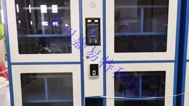 公安警用裝備柜選用時(shí)需要注意什么？